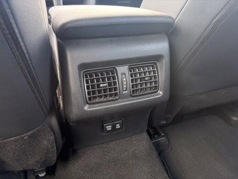 Used 2025 Toyota Camry SE FWD image 26