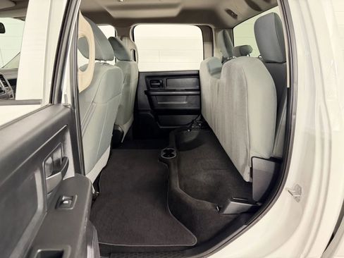 Used 2018 RAM 3500 Tradesman w/ Chrome Appearance Group AWD/4WD image 23
