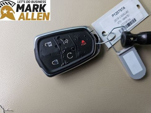 Used 2019 Cadillac XT5 Luxury AWD/4WD image 35