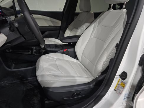 New 2025 Ford Mustang Mach-E Premium AWD/4WD image 18