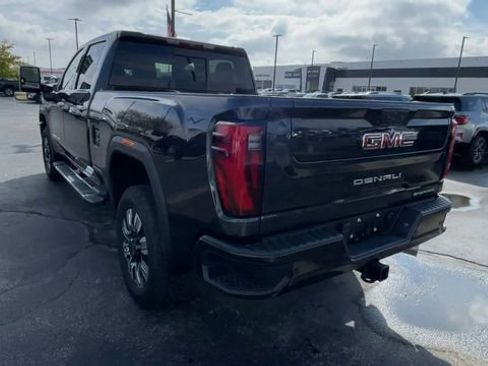 New 2025 GMC Sierra 2500 Denali image 8