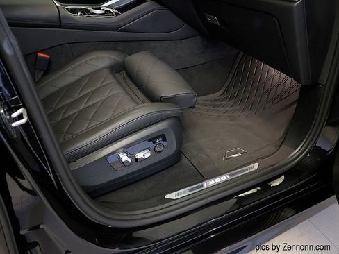 Certified 2025 BMW X6 M60i w/ Executive Package image 40