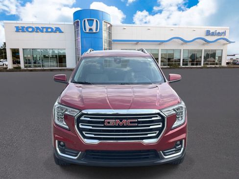 Used 2023 GMC Terrain SLT AWD/4WD image 8