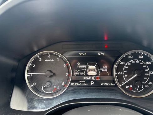 Used 2024 Mitsubishi Outlander SE AWD/4WD image 9