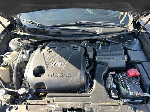 Used 2018 Nissan Maxima Platinum image 27