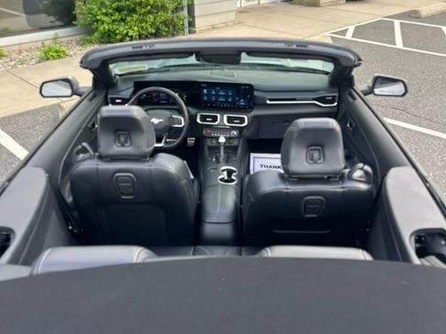 Used 2024 Ford Mustang Premium RWD image 4
