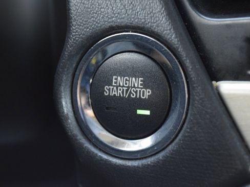 Used 2020 GMC Yukon Denali w/ Denali Ultimate Package image 17