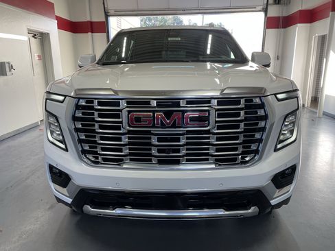 New 2026 GMC Yukon XL Denali w/ Sun & Power Step Package image 2