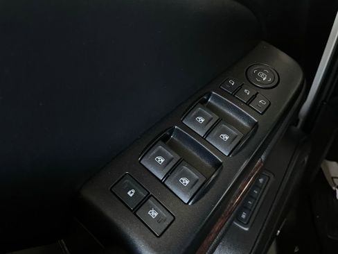 Used 2016 GMC Yukon XL SLT w/ Open Road Package image 31