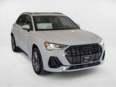 New 2025 Audi Q3 2.0T Premium image 6