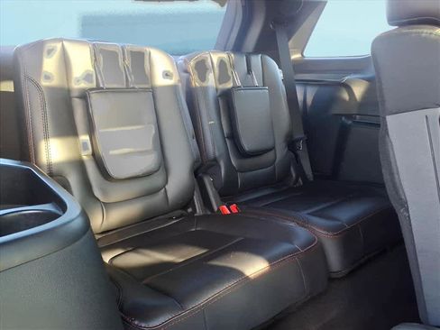 Certified 2018 Ford Explorer Sport w/ Equipment Group 401A image 19