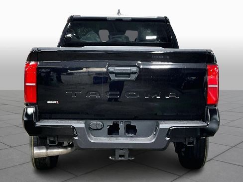 New 2026 Toyota Tacoma SR5 RWD image 4