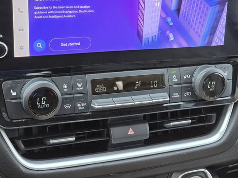 Used 2025 Toyota Grand Highlander FWD image 20