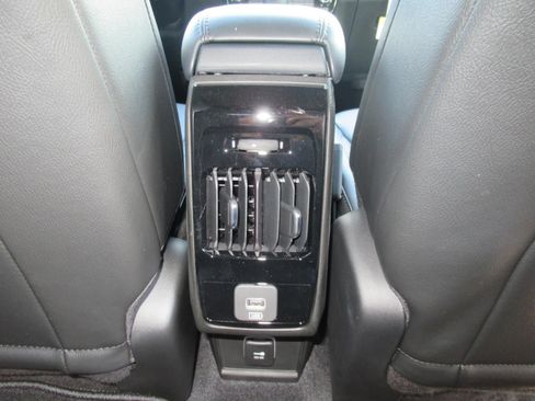 New 2026 Jeep Compass Latitude AWD/4WD image 32