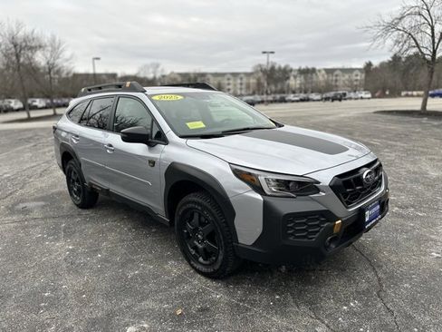 Used 2025 Subaru Outback Wilderness image 3