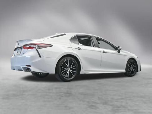 Used 2024 Toyota Camry SE FWD image 61