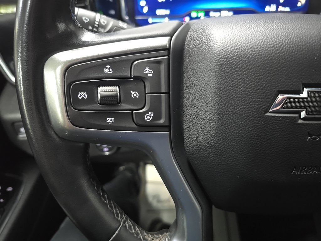 Used 2023 Chevrolet Silverado 1500 RST AWD/4WD image 19