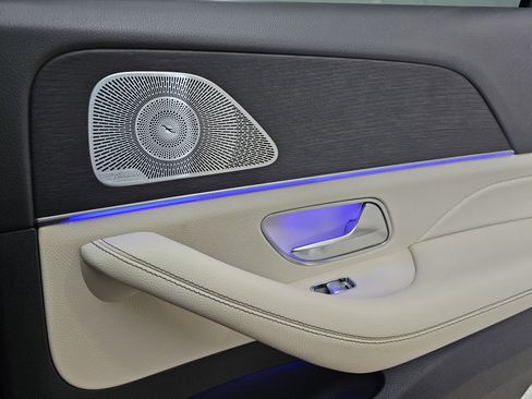 Certified 2020 Mercedes-Benz GLE 350 4MATIC image 31