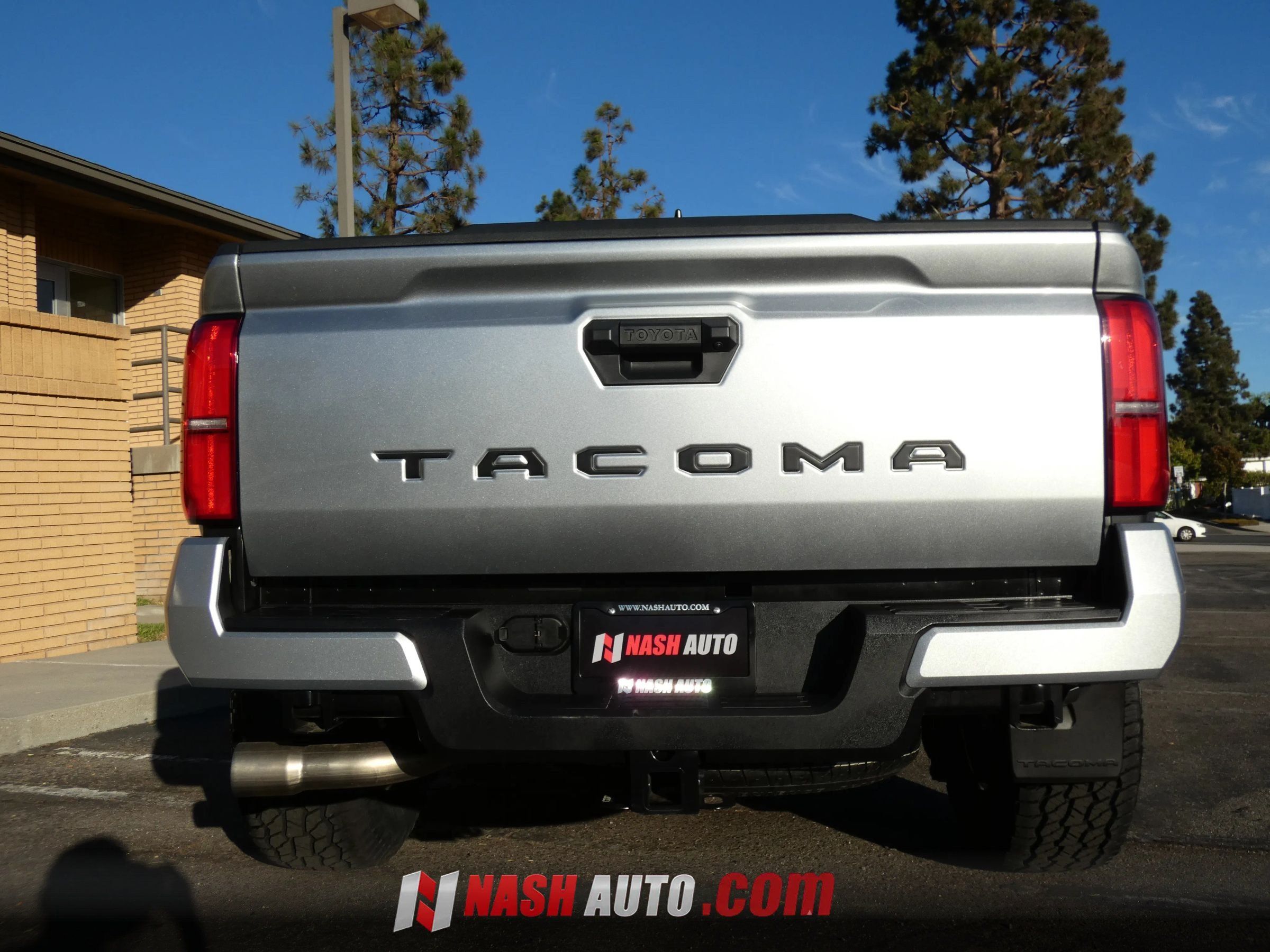 Used 2026 Toyota Tacoma TRD Sport RWD image 9