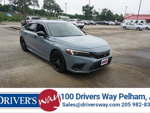 Used 2022 Honda Civic Sport image 1