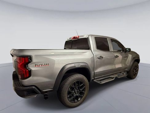 Used 2024 Chevrolet Colorado Trail Boss w/ LPO, Dark Essentials Package AWD/4WD image 4