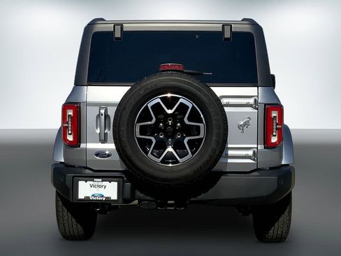 Used 2023 Ford Bronco Outer Banks AWD/4WD image 4
