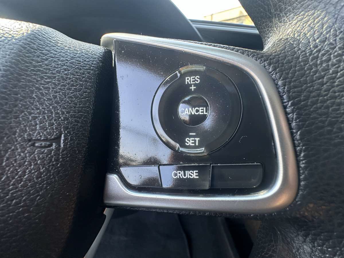 Used 2018 Honda Civic EX image 14
