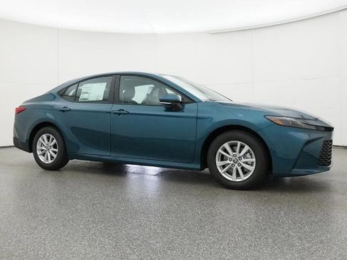 New 2026 Toyota Camry LE image 31