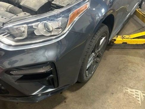 Used 2021 Kia Forte GT-Line w/ GT-Line Premium Package FWD image 4
