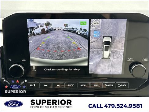 Used 2024 Nissan Pathfinder SL AWD/4WD image 22