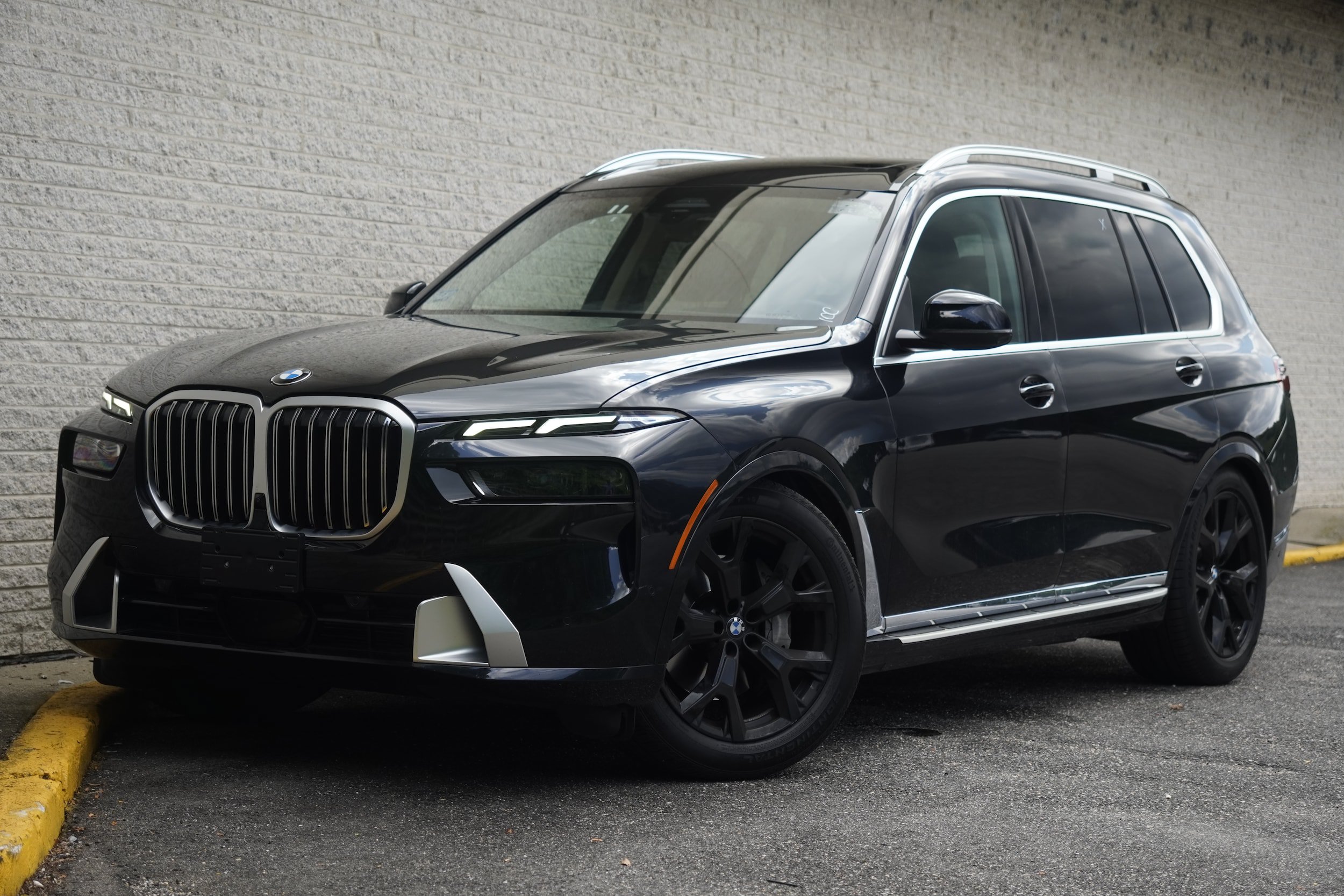 Used 2026 BMW X7 xDrive40i AWD/4WD image 2