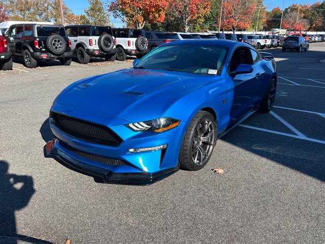 Used 2019 Ford Mustang GT Premium w/ Performance Package - Level 2 RWD image 3