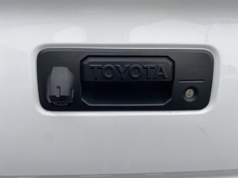 Used 2023 Toyota Tacoma TRD Sport image 12