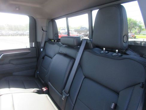 New 2026 GMC Sierra 3500 Denali w/ Denali Reserve Package AWD/4WD image 14