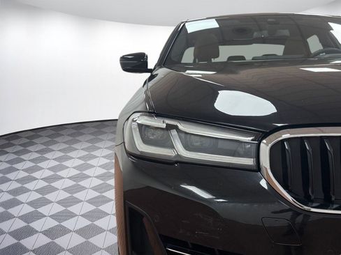 Certified 2023 BMW 540i xDrive w/ Premium Package image 9