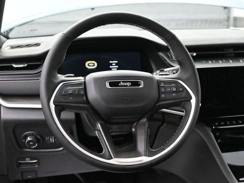 New 2026 Jeep Grand Cherokee L Limited image 30