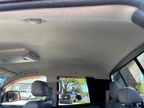 Used 2010 Toyota Tundra Limited AWD/4WD image 29
