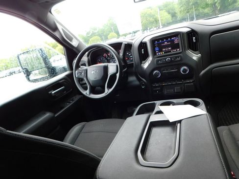 Certified 2026 Chevrolet Silverado 2500 Custom w/ Custom Value Package AWD/4WD image 6
