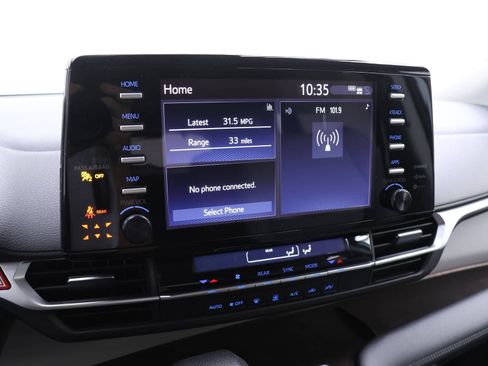 Used 2021 Toyota Sienna LE image 8