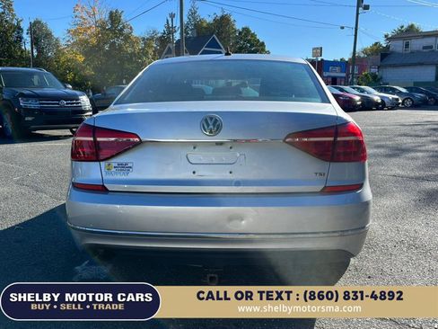 Used 2016 Volkswagen Passat 1.8T S image 6