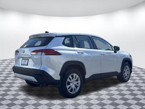 Used 2022 Toyota Corolla Cross L AWD/4WD image 7