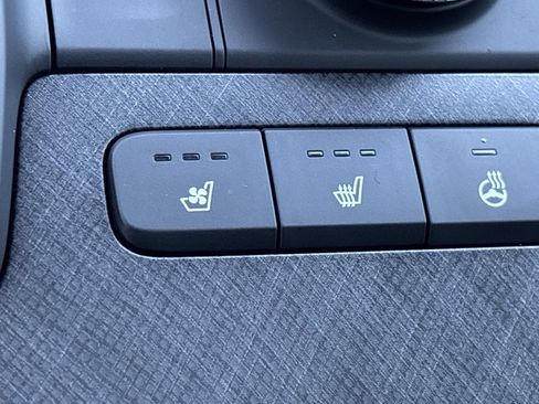 Used 2023 Hyundai Palisade Limited w/ Cargo Package image 34