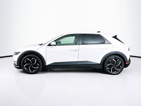 Used 2024 Hyundai Ioniq 5 SE RWD image 4