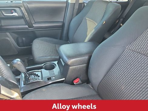 Used 2016 Toyota 4Runner Trail image 17