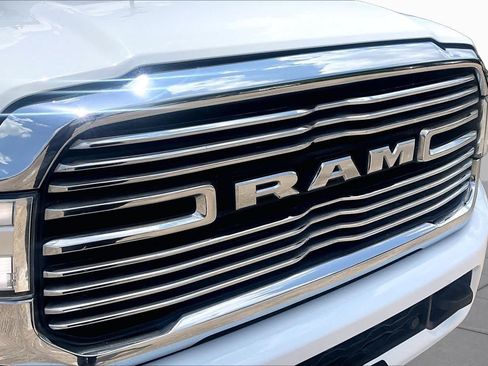 Used 2023 RAM 2500 Laramie AWD/4WD image 30