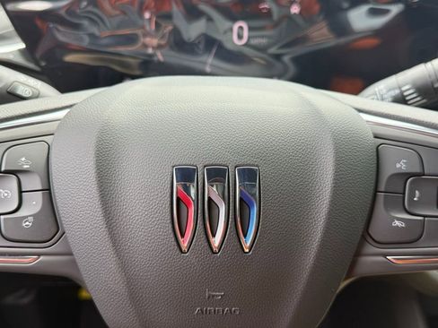 New 2026 Buick Envista Avenir FWD image 21
