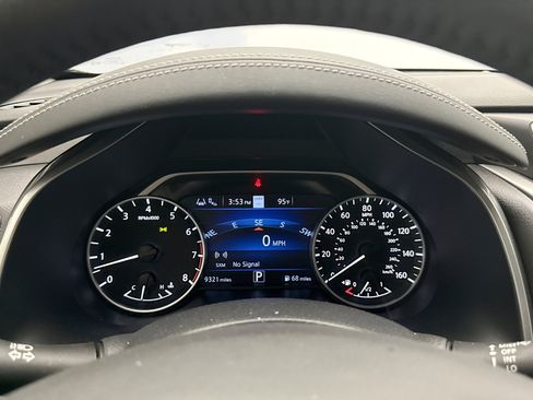Used 2024 Nissan Murano SL AWD/4WD image 9
