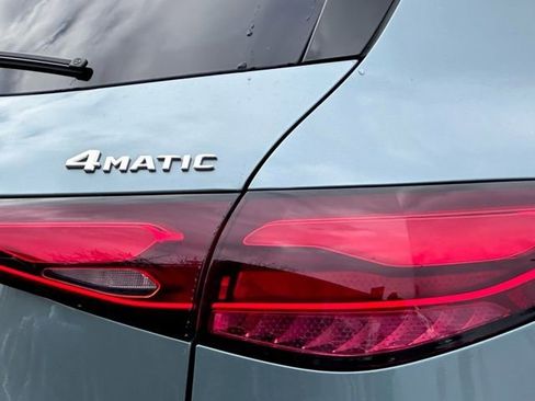 New 2026 Mercedes-Benz GLC 300 4MATIC image 12