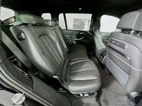 New 2026 BMW X7 xDrive40i w/ M Sport Package image 36