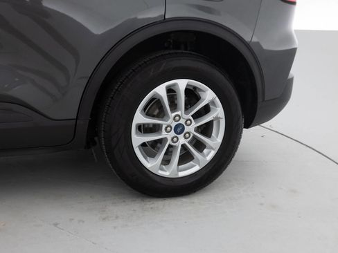 Used 2020 Ford Escape SE FWD image 22